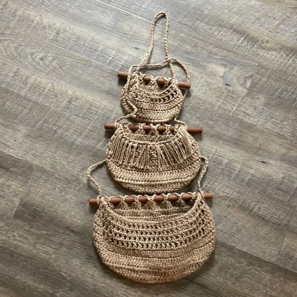 Other - •Hanging Basket•